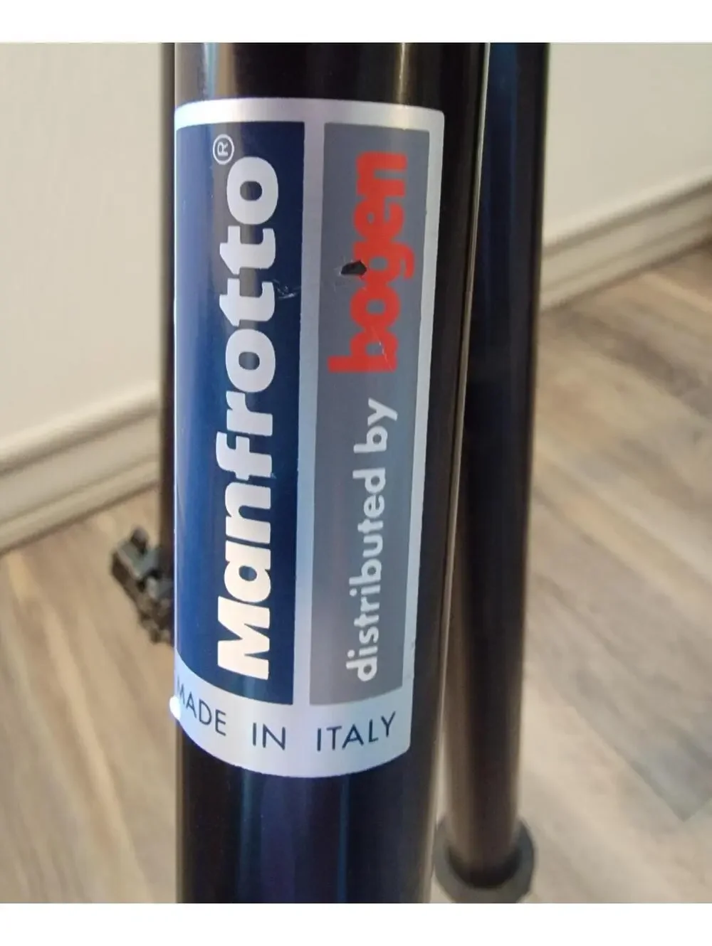 Manfrotto Bogen 3205 Professional Tripod w/3160 Head-Mounting Plate